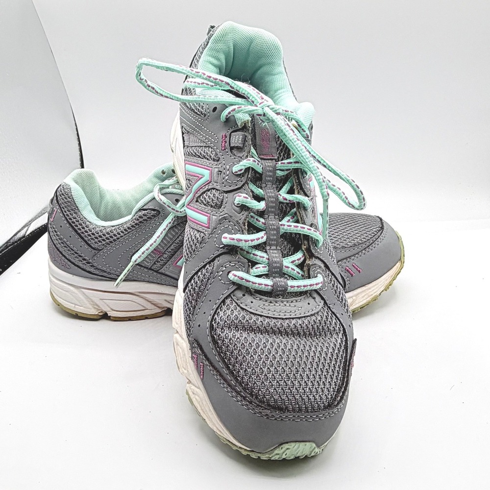 New Balance 402 Running Shoes Womens 9.5 Grey Mint Pink WE402GA1 Good Condition